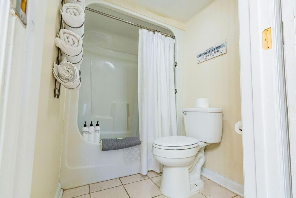 2-Bed, 1-Bath Apartment Near I-24, Great Location Chattanooga Eksteriør bilde